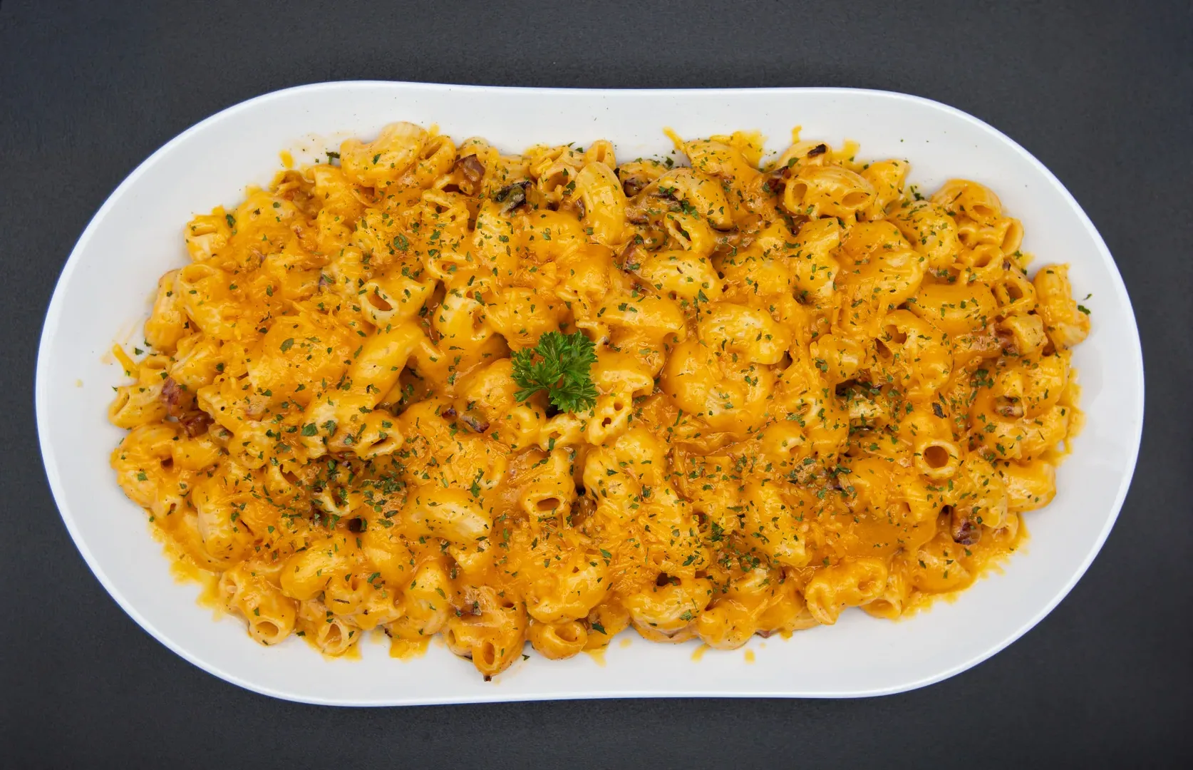 Mac and Cheese Cotovelo, macarrão com molho cremoso de queijo cheddar