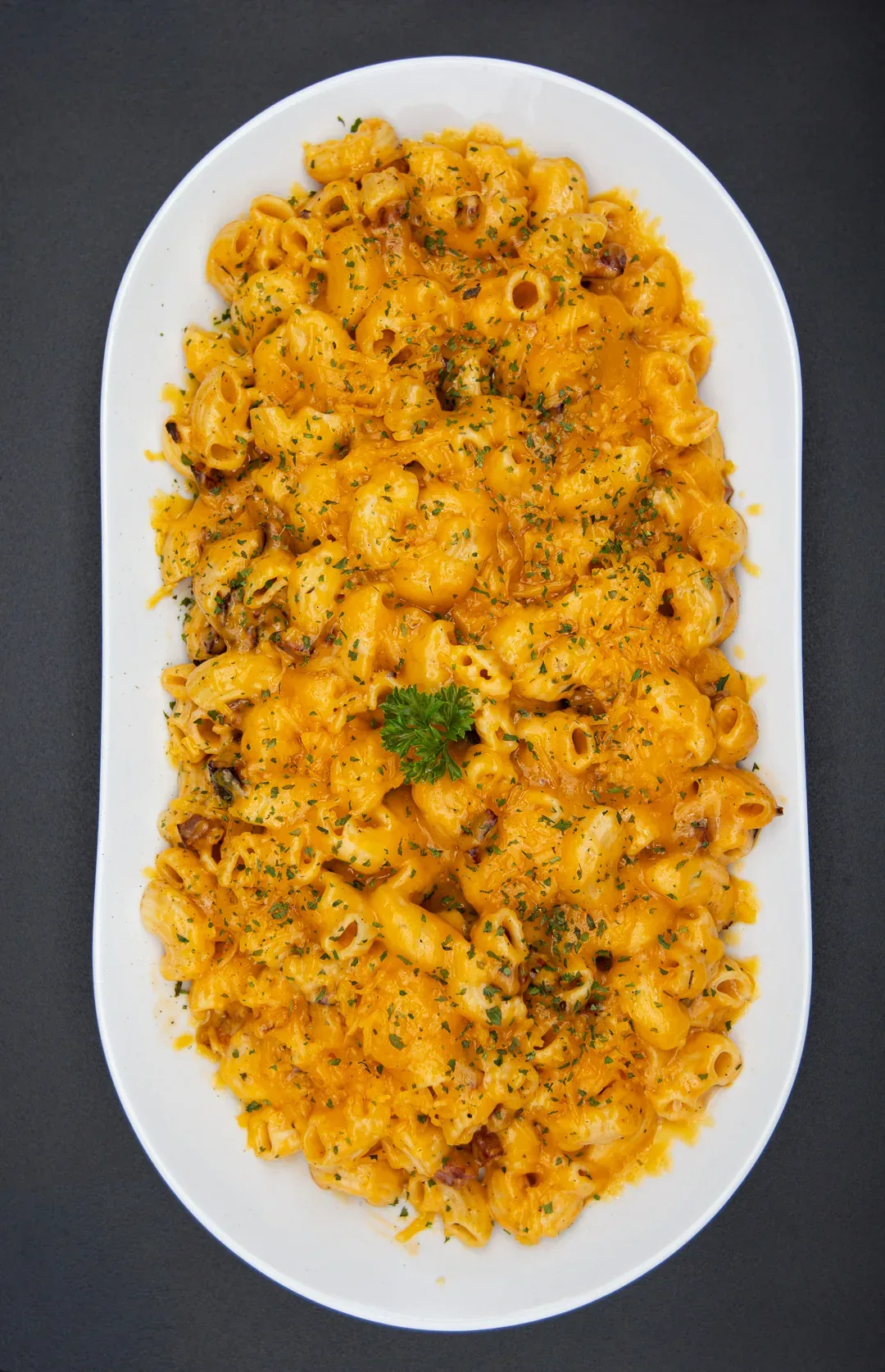 Mac and Cheese Cotovelo, macarrão com molho cremoso de queijo cheddar